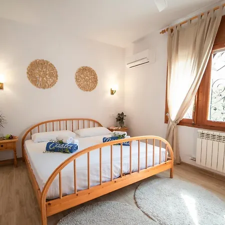 Arenda Magnolia Vila *